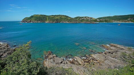 Espetacular mansão com seis suítes, com vista panorâmica para Praia...