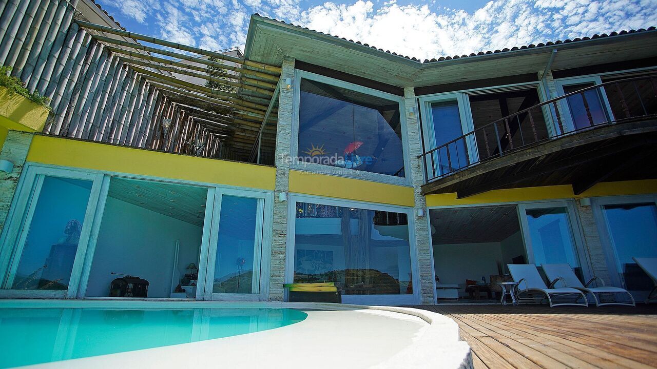 Casa para aluguel de temporada em Armação dos Búzios (Praia da Ferradura)