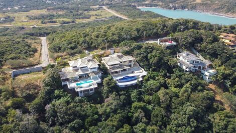 Fantástica casa en Ferradura, con espectaculares vistas a la playa