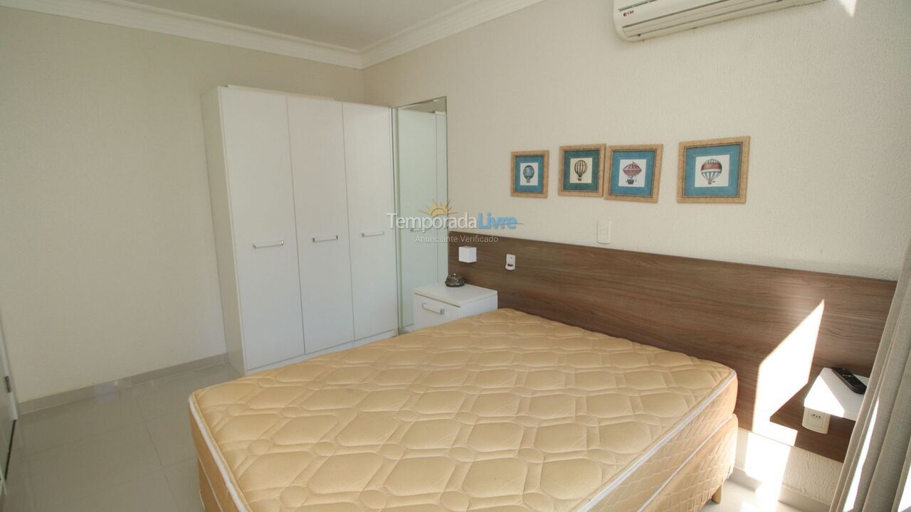 Apartamento para aluguel de temporada em Bombinhas (Praia de Bombas)