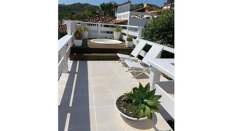 Beautiful house in Ossos with four bedrooms in condominium