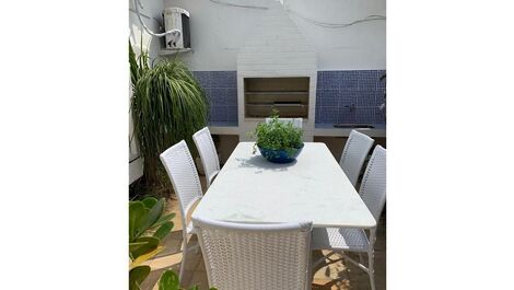 Beautiful house in Ossos with four bedrooms in condominium
