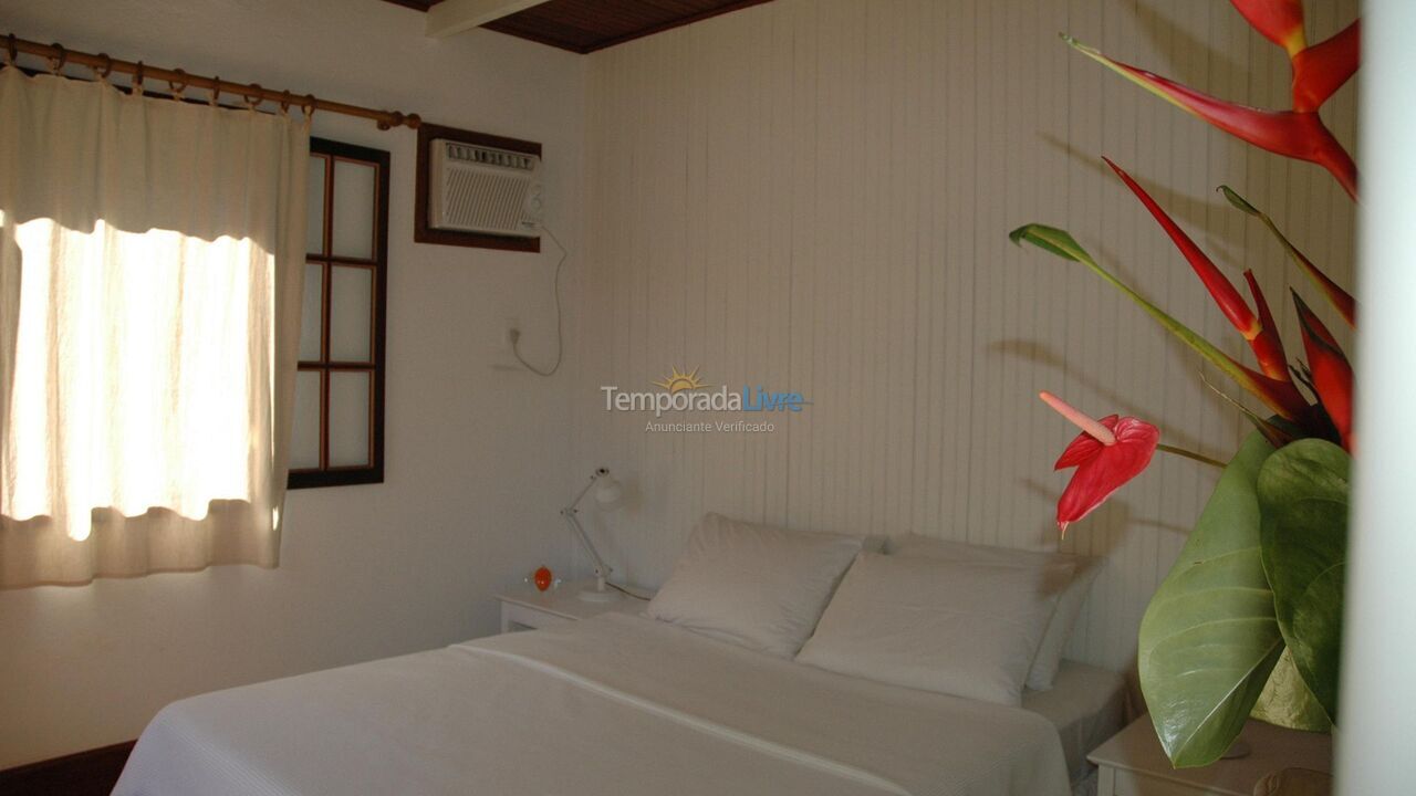 Casa para aluguel de temporada em Angra dos Reis (Vila do Abraão)