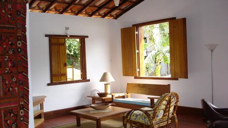 Linda Villa com três quartos, estilo casa de pescador, no pé da...