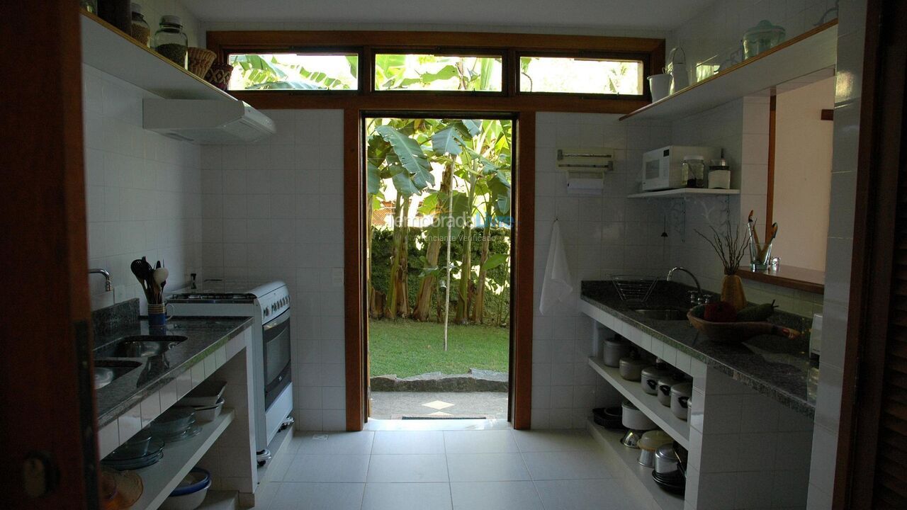 Casa para aluguel de temporada em Angra dos Reis (Vila do Abraão)