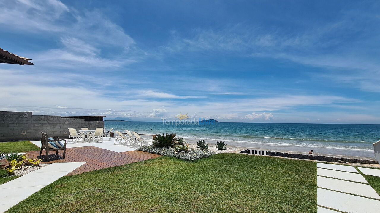 Casa para alquiler de vacaciones em Armação dos Búzios (Praia Rasa)