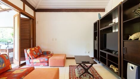 Hermosa casa, con 4 suites, ubicada en Manguinhos en Condominio...