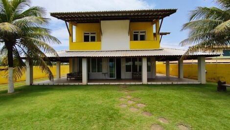 Luxury House on the edge of Praia do Mosqueiro in Aracaju by Carpediem