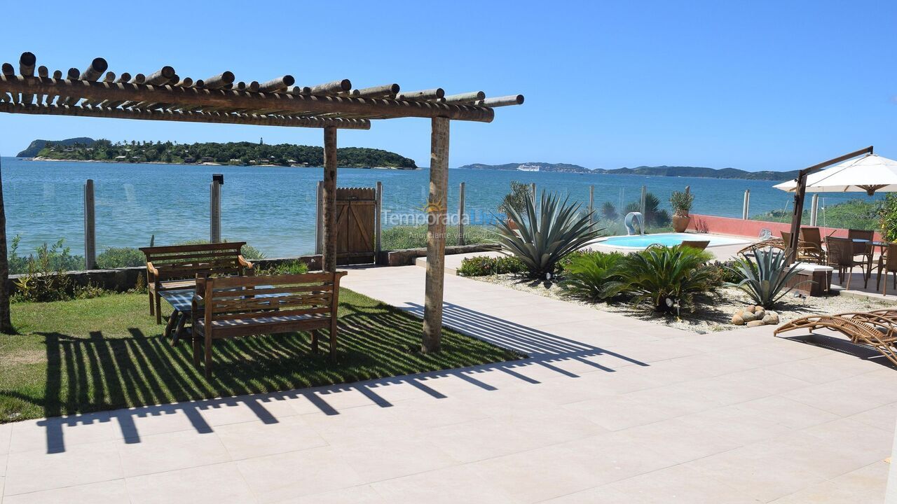 Casa para aluguel de temporada em Armação dos Búzios (Praia Rasa)