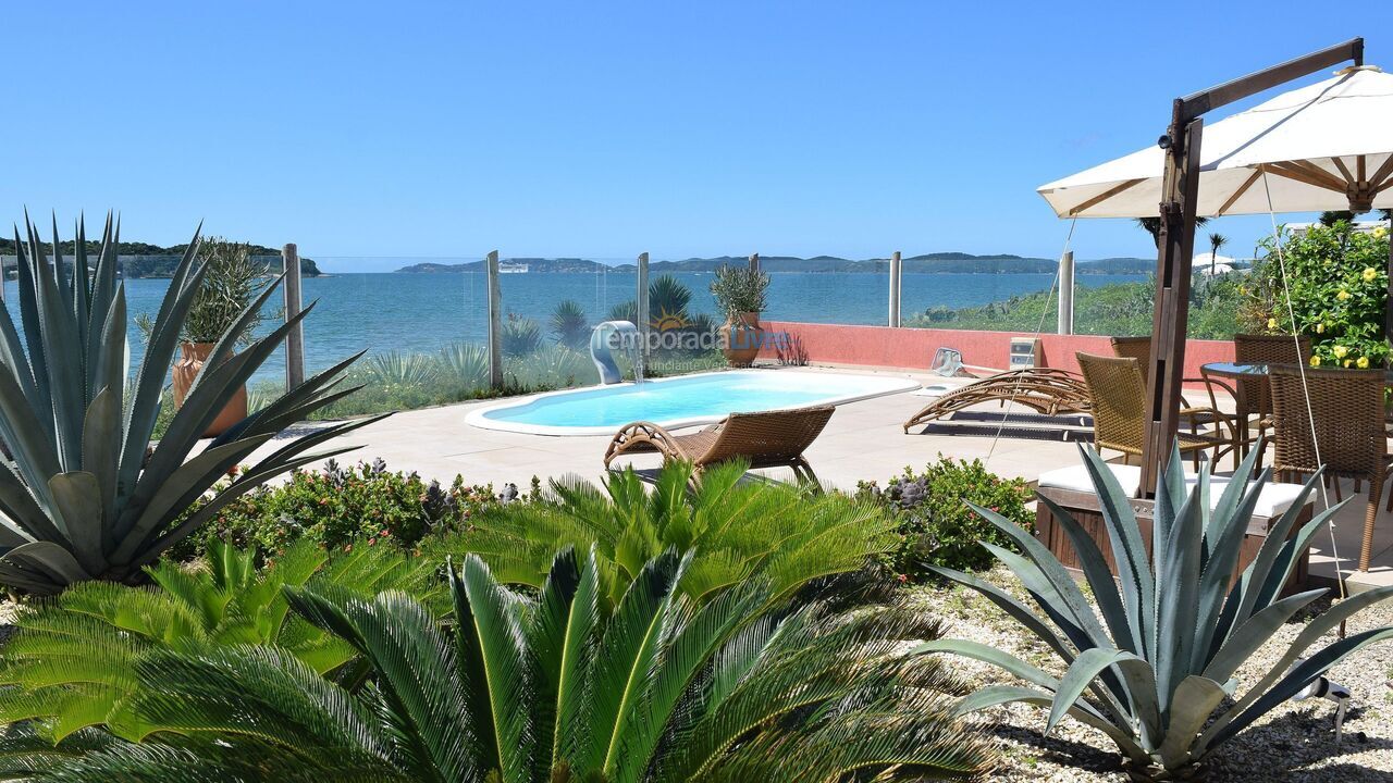 Casa para aluguel de temporada em Armação dos Búzios (Praia Rasa)