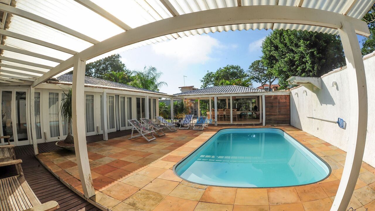 Casa para alquiler de vacaciones em Armação dos Búzios (Praia Rasa)