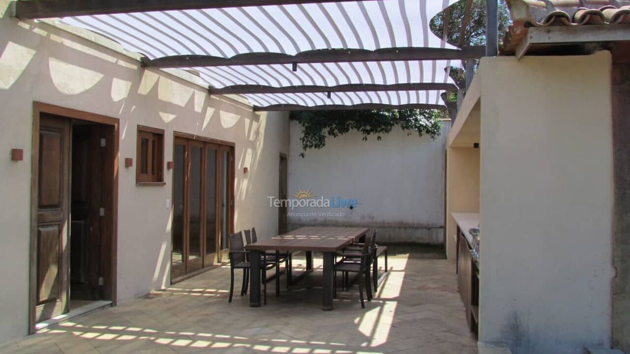 Casa para alquiler de vacaciones em Armação dos Búzios (Praia da Ferradura)