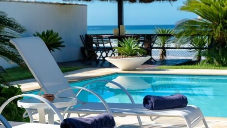 Hermosa Villa con cinco suites, justo en la arena de Praia de Geribá,...