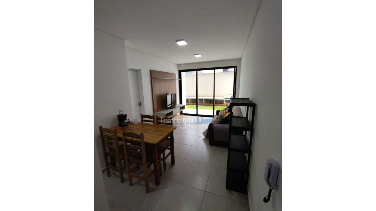 Apartamento para aluguel de temporada em Umuarama (São Paulo)