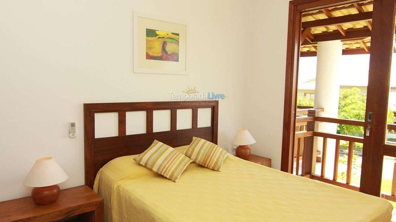 Apartamento para aluguel de temporada em Mata de São João (Imbassaí)