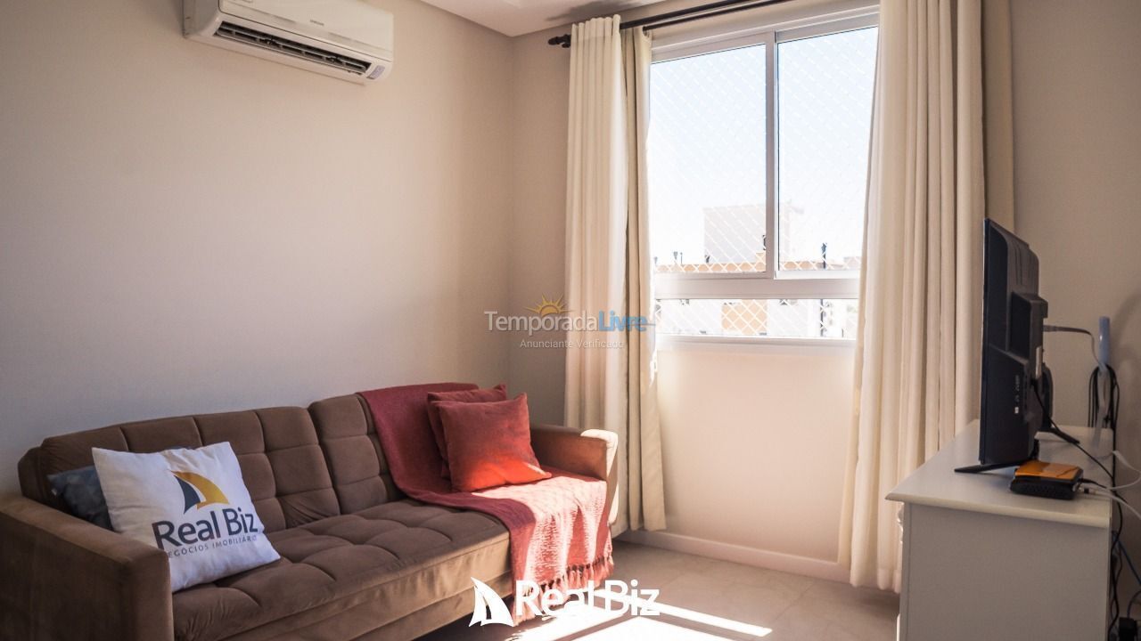 Apartamento para aluguel de temporada em Governador Celso Ramos (Palmas)