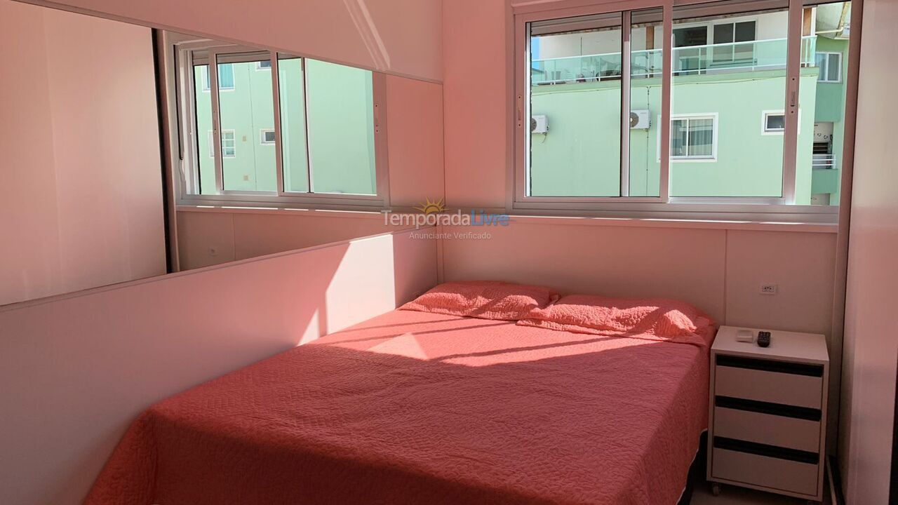 Apartamento para aluguel de temporada em Governador Celso Ramos (Palmas)