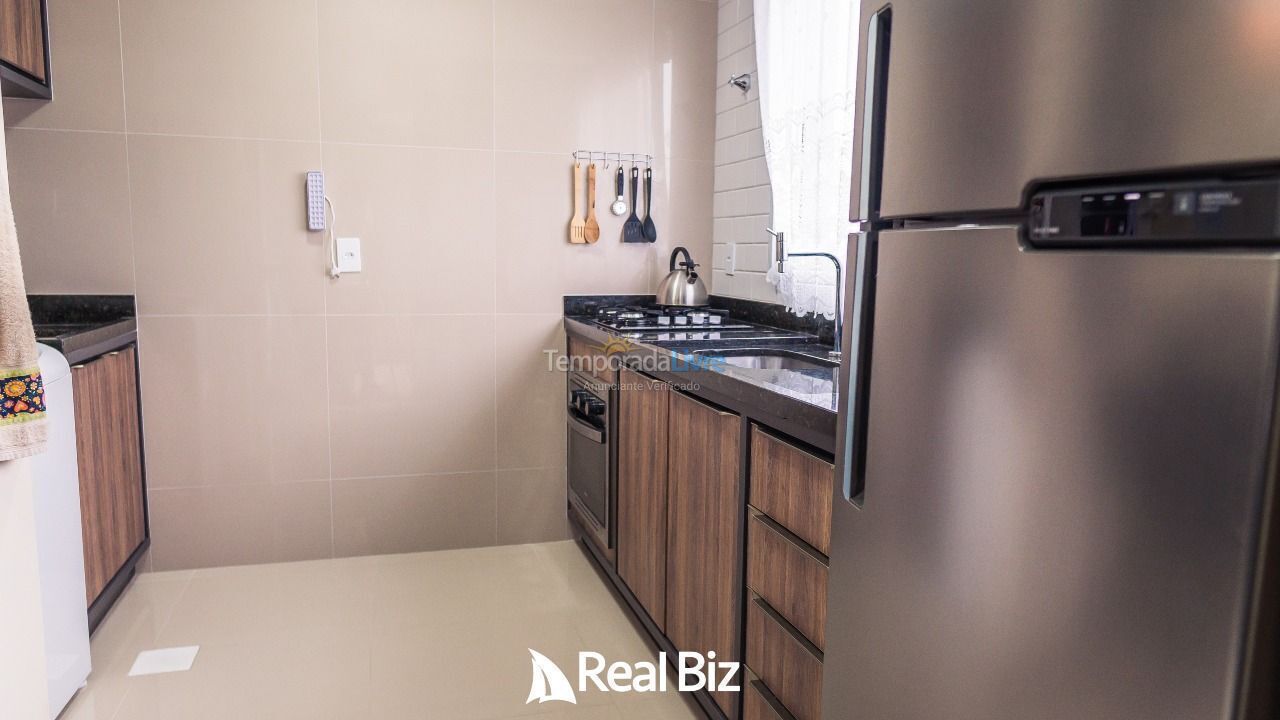 Apartamento para aluguel de temporada em Governador Celso Ramos (Palmas)