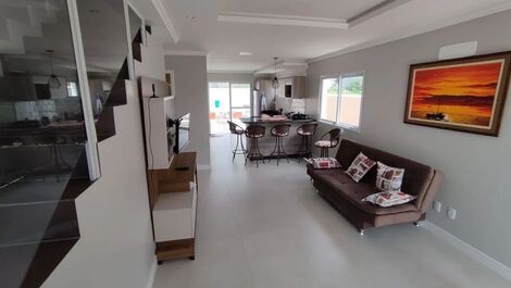 Beautiful holiday home, 3 bedrooms and 1 suite in Praia de...