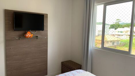 Beautiful 2 bedroom holiday apartment, 1 suite on the beach...