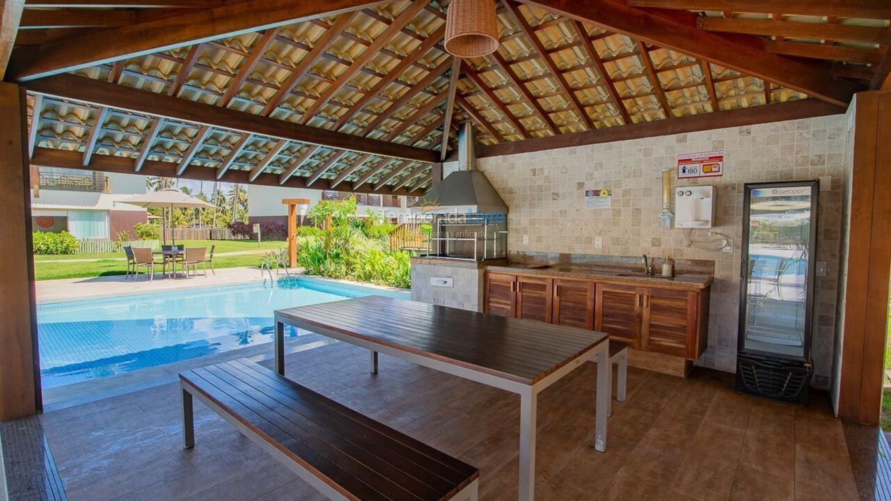 Casa para aluguel de temporada em Mata de São João (Imbassaí)