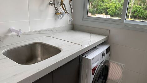 Apartment with 2 bedrooms and 1 suite for rent per night...