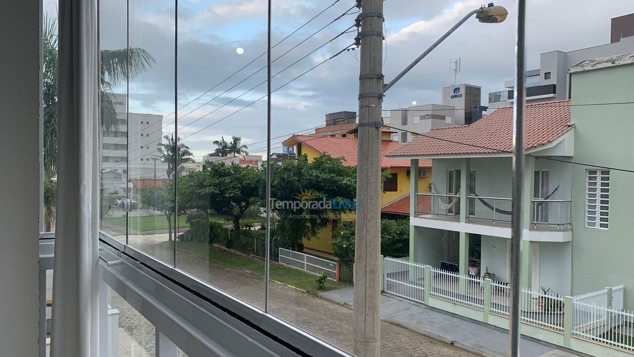 Apartamento para alquiler de vacaciones em Governador Celso Ramos (Palmas)