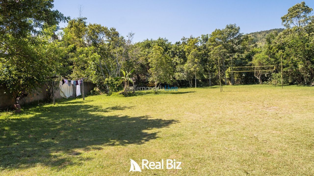 Casa para aluguel de temporada em Governador Celso Ramos (Palmas)