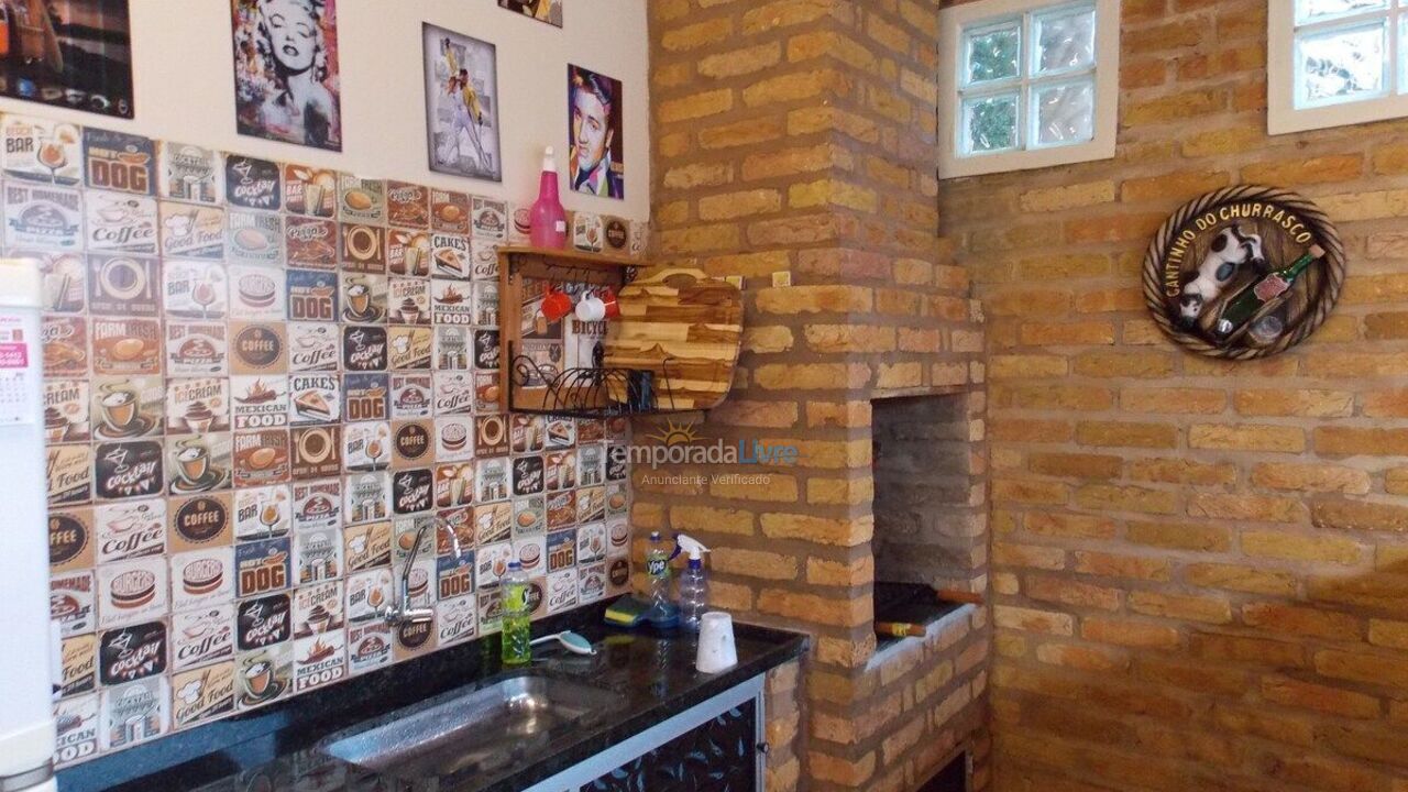 Casa para aluguel de temporada em Brotas (Jardim Paraiso)