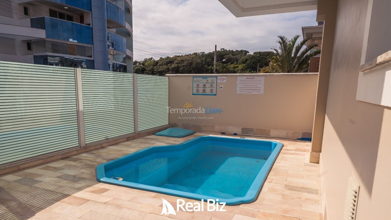 Apartamento para aluguel de temporada em Governador Celso Ramos (Palmas)