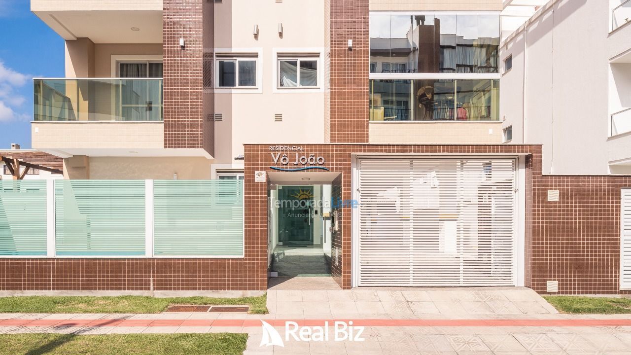 Apartamento para aluguel de temporada em Governador Celso Ramos (Palmas)