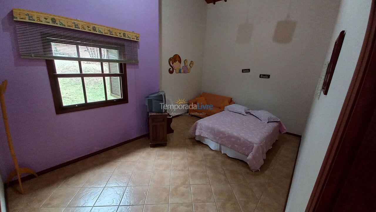 House for vacation rental in Serra Negra (Jardim Parque da Palmeiras)