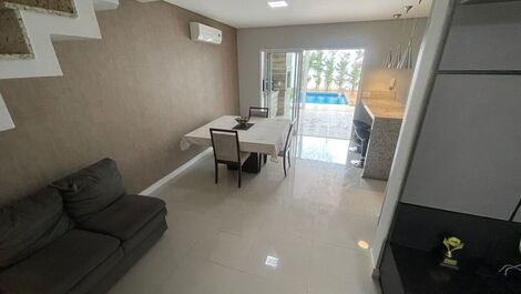 Townhouse with high standard POOL and BARBECUE in Foz