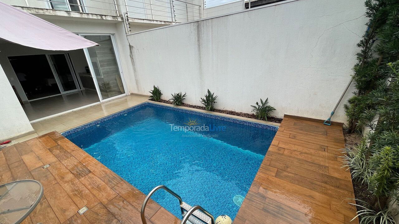 House for vacation rental in Jardim Canadá Ii (Paraná)