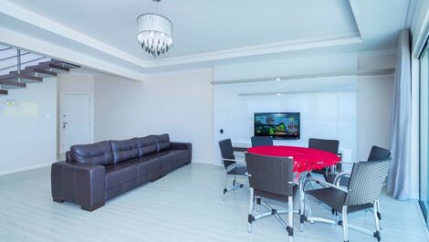 PENTHOUSE WITH SEA VIEW, 4 SUITES FOR UP TO 10 PEOPLE IN BOMBAS