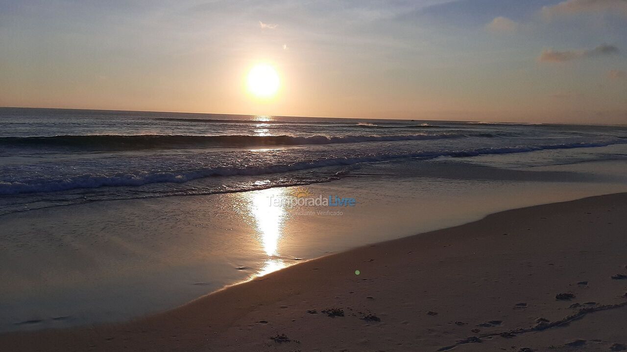 Casa para aluguel de temporada em Arraial do Cabo (Camboinhas)