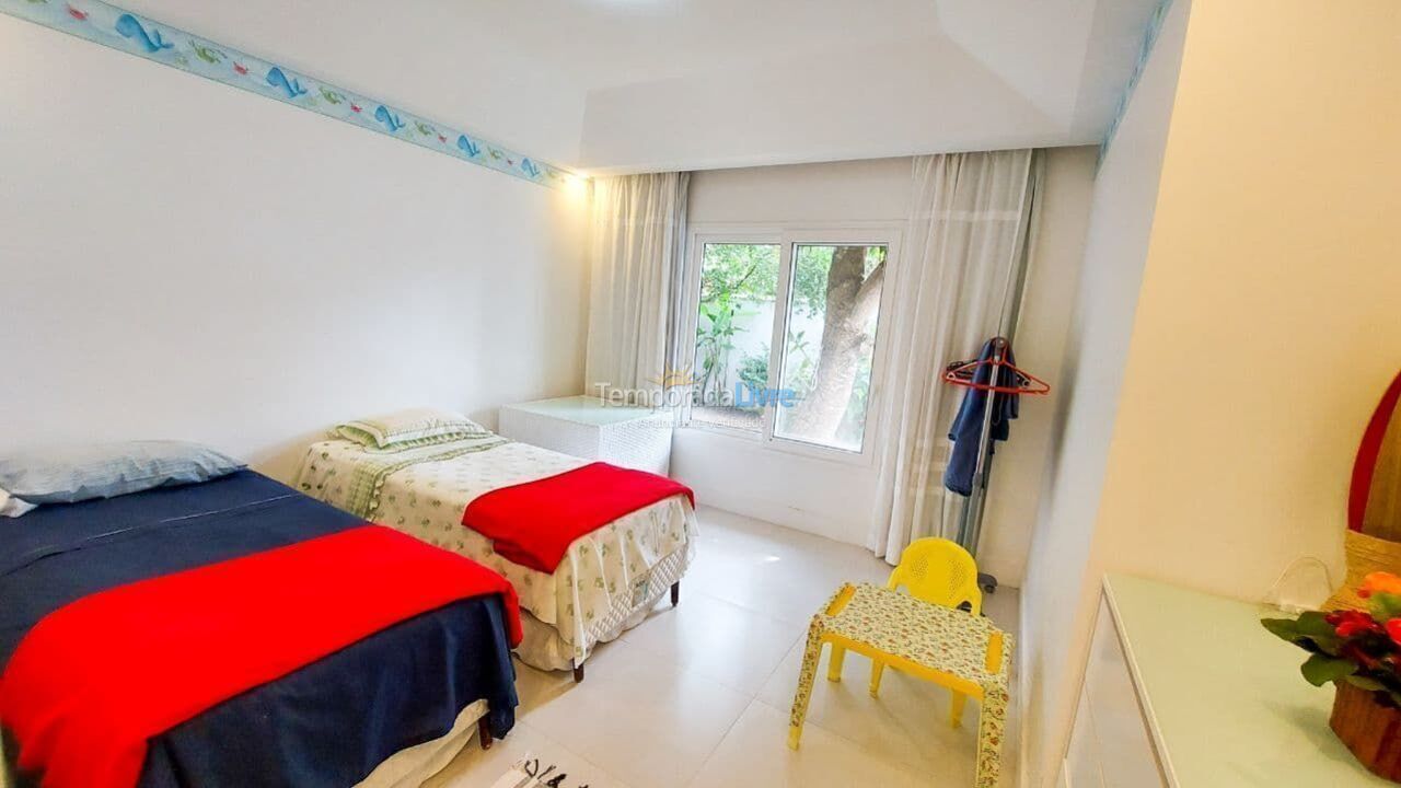 Casa para aluguel de temporada em Armação dos Búzios (Geribá)