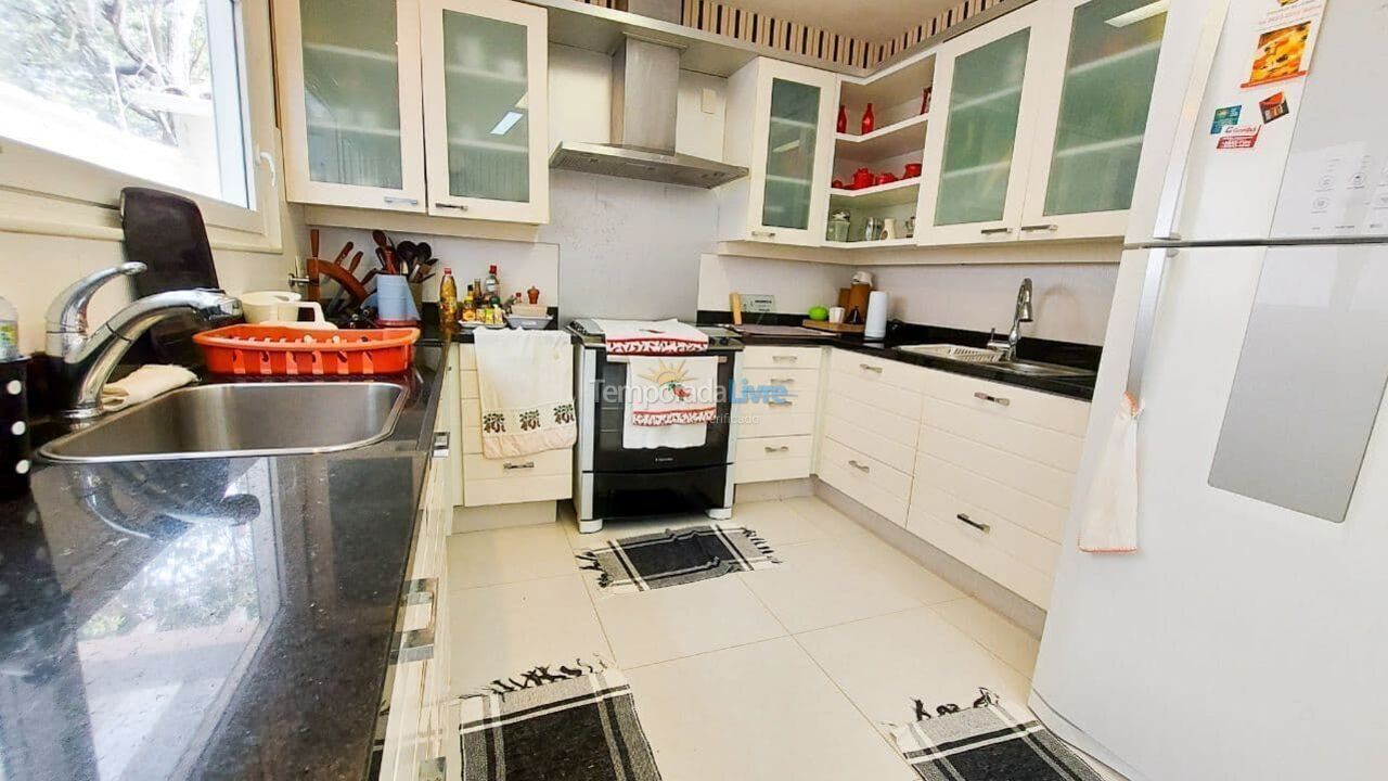 Casa para aluguel de temporada em Armação dos Búzios (Geribá)