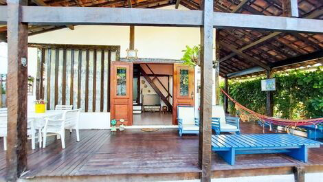 BEAUTIFUL HOUSE IN GERIBÁ, 50 METERS FROM THE BEACH