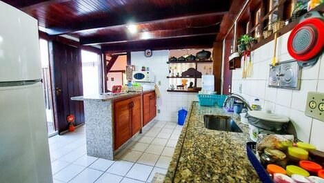 BEAUTIFUL HOUSE IN GERIBÁ, 50 METERS FROM THE BEACH