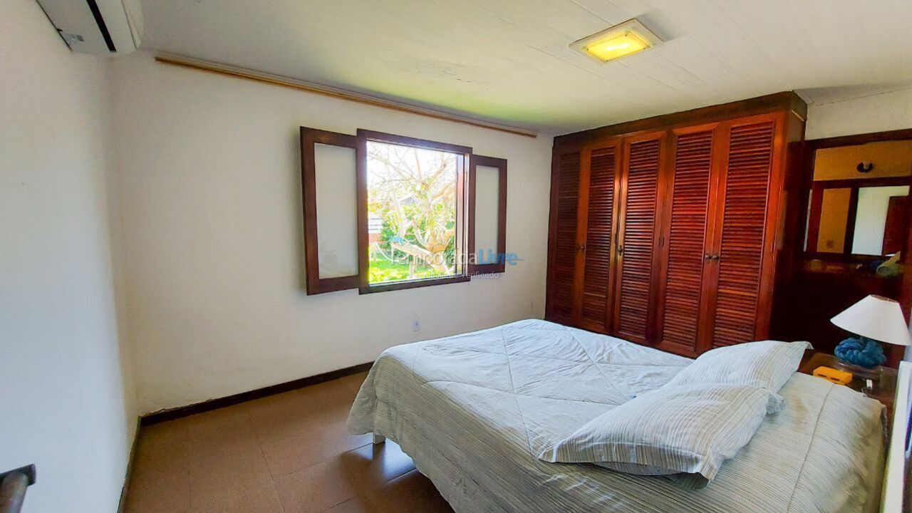 Casa para alquiler de vacaciones em Armação dos Búzios (Praia Rasa)