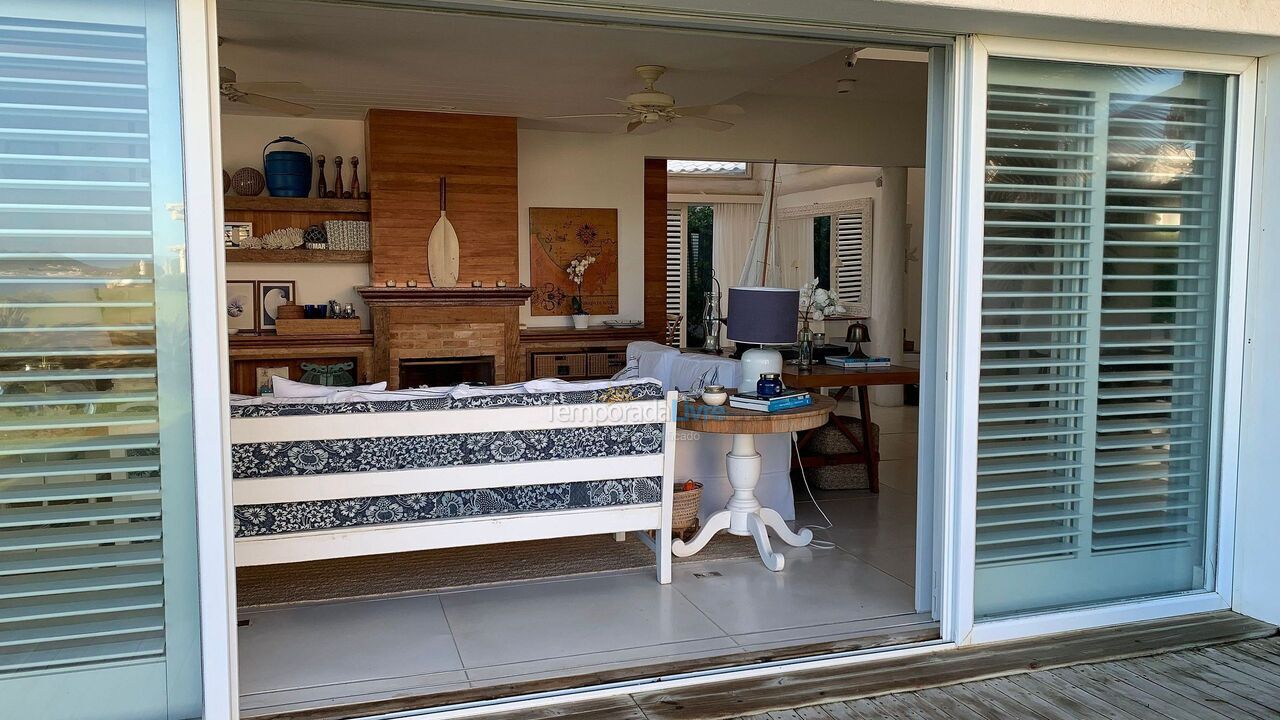 Casa para aluguel de temporada em Armação dos Búzios (Praia Rasa)