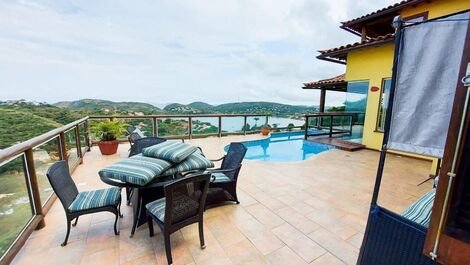 Excellent House at the top of Ferradura, with 4 suites and an incredible view