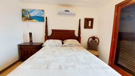 Excellent House at the top of Ferradura, with 4 suites and an incredible view