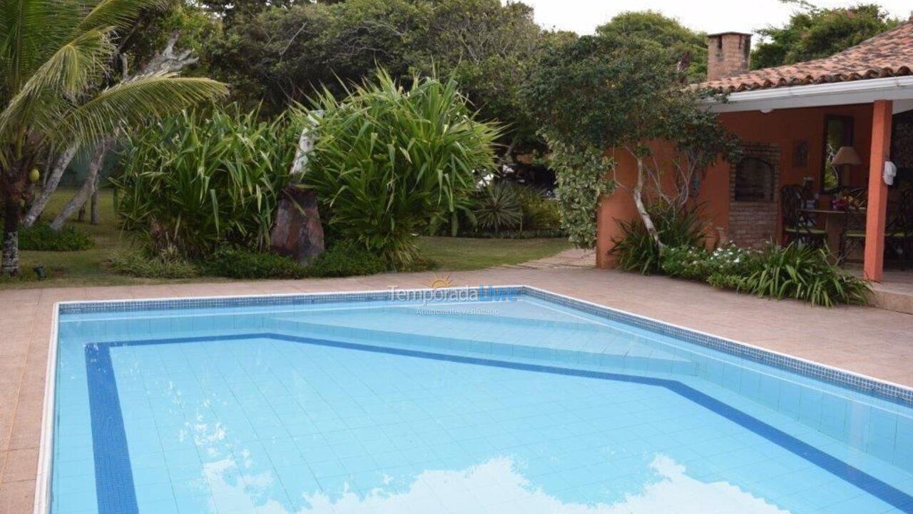 Casa para aluguel de temporada em Armação dos Búzios (Praia Rasa)