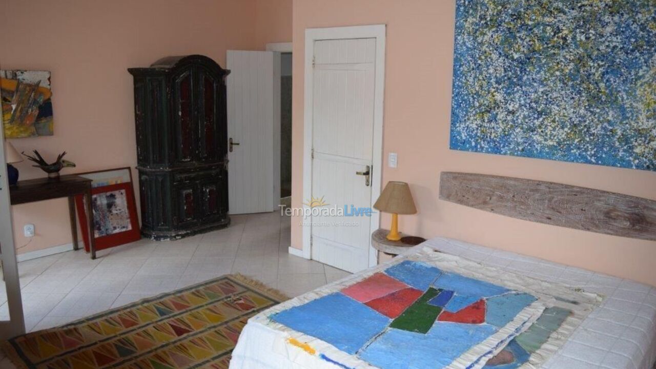 Casa para aluguel de temporada em Armação dos Búzios (Praia Rasa)