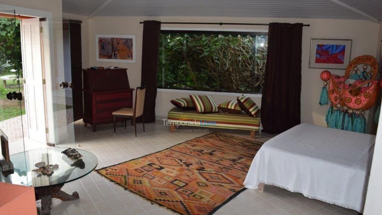 Casa para aluguel de temporada em Armação dos Búzios (Praia Rasa)