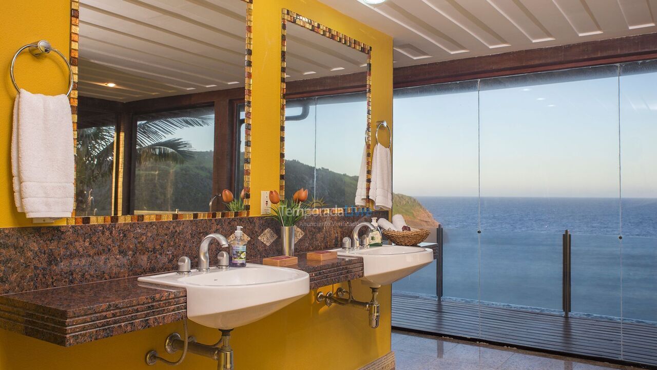 Casa para aluguel de temporada em Armação dos Búzios (Praia da Ferradura)