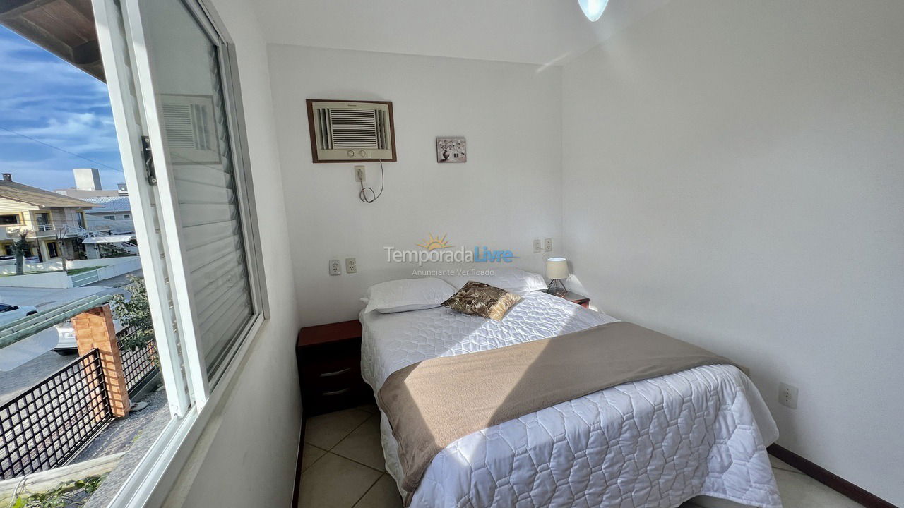 Apartment for vacation rental in Bombinhas (Mariscal)