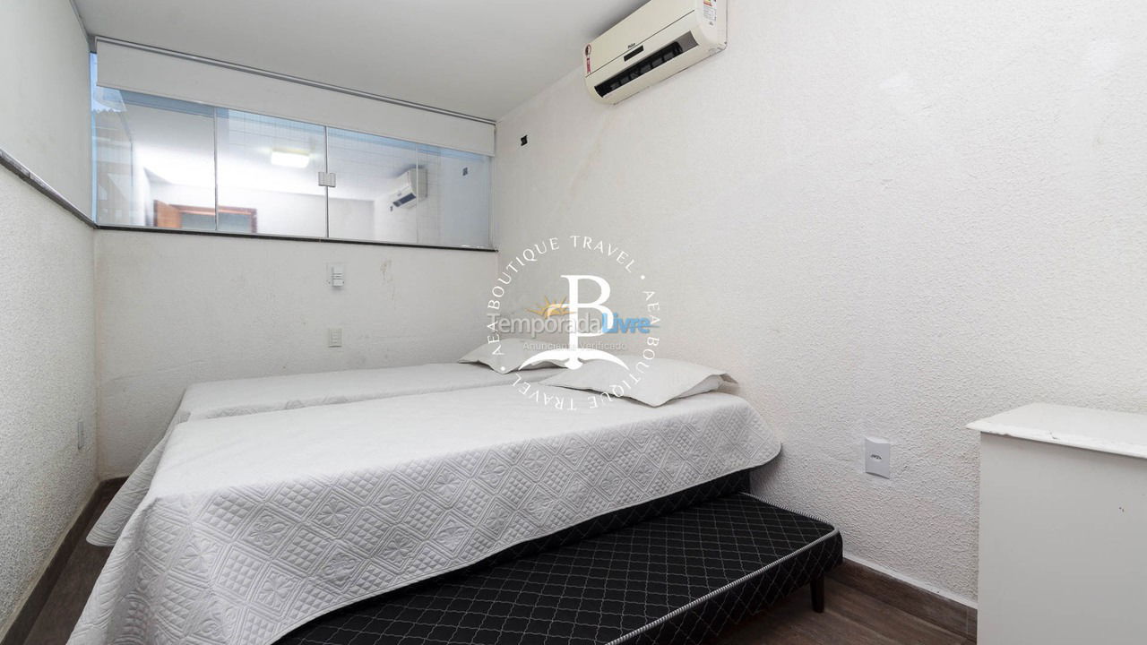 Apartment for vacation rental in Bombinhas (Praia de Bombinhas)